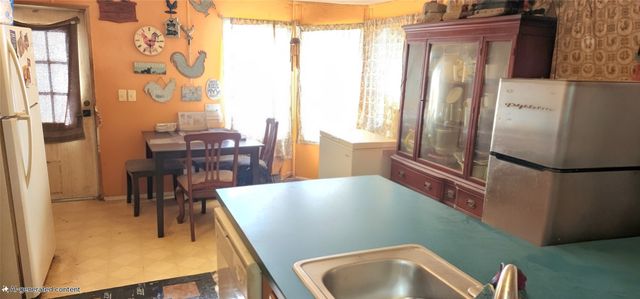 9960 County Road 2813, Eustace, TX 75124