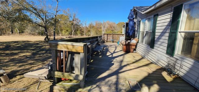 9960 County Road 2813, Eustace, TX 75124