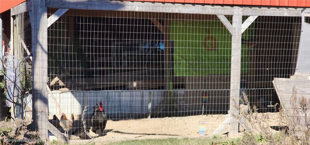 9960 County Road 2813, Eustace, TX 75124