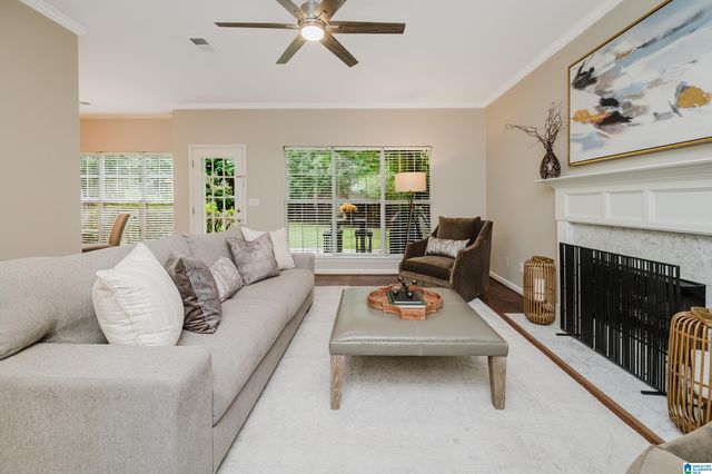2517 MOUNTAIN COVE, Hoover, AL 35226