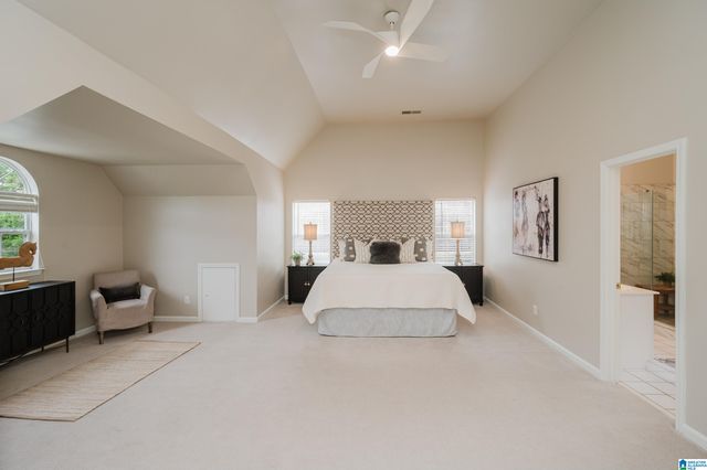 2517 MOUNTAIN COVE, Hoover, AL 35226