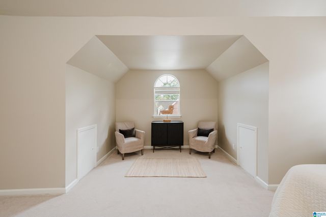 2517 MOUNTAIN COVE, Hoover, AL 35226