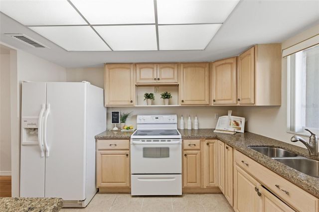 3500 LAKE BAYSHORE DRIVE K 101, Bradenton, FL 34205