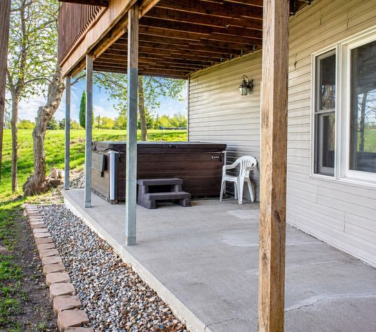 1256 Scenic Place, Ellston, IA 50074