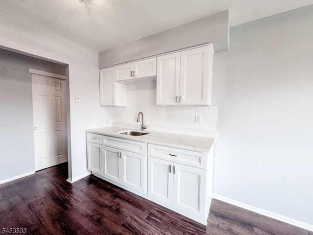 401 Highway22B41U8, North Plainfield Boro, NJ 07060