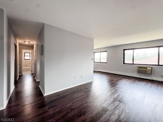 401 Highway22B41U8, North Plainfield Boro, NJ 07060