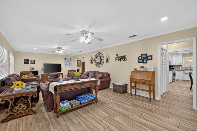 124 Lawrence Drive, Haughton, LA 71037