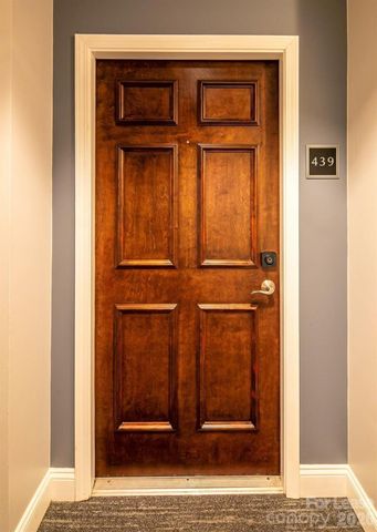 300 W 5th Street 439, Charlotte, NC 28202