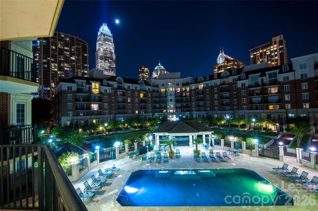 300 W 5th Street 439, Charlotte, NC 28202