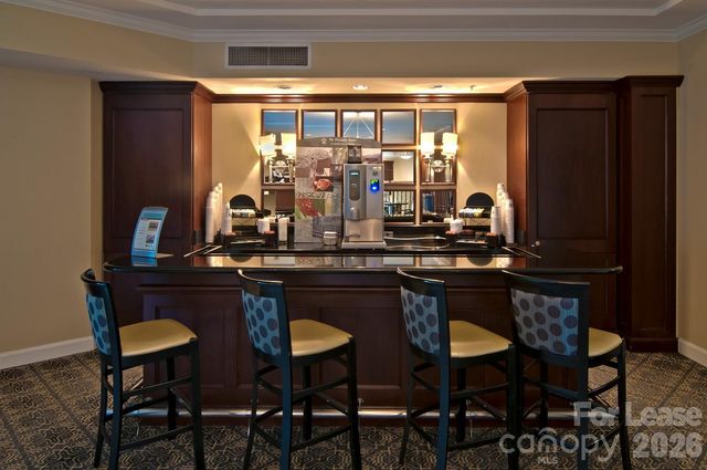 300 W 5th Street 439, Charlotte, NC 28202