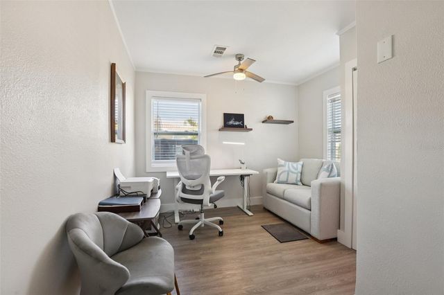 15424 2ND STREET E, Madeira Beach, FL 33708