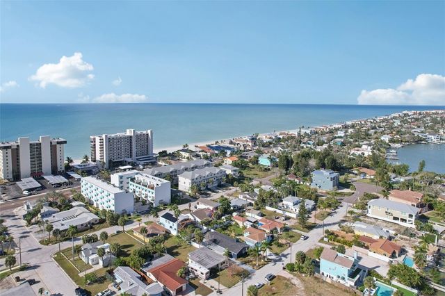 15424 2ND STREET E, Madeira Beach, FL 33708