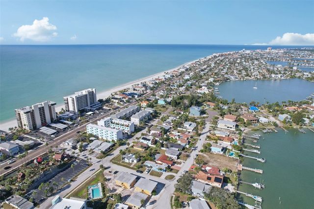 15424 2ND STREET E, Madeira Beach, FL 33708