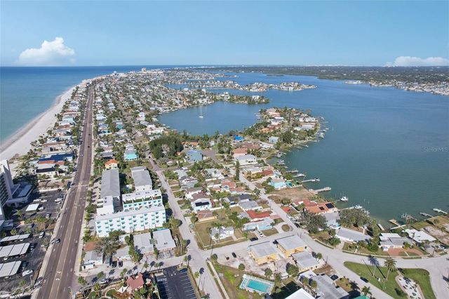 15424 2ND STREET E, Madeira Beach, FL 33708