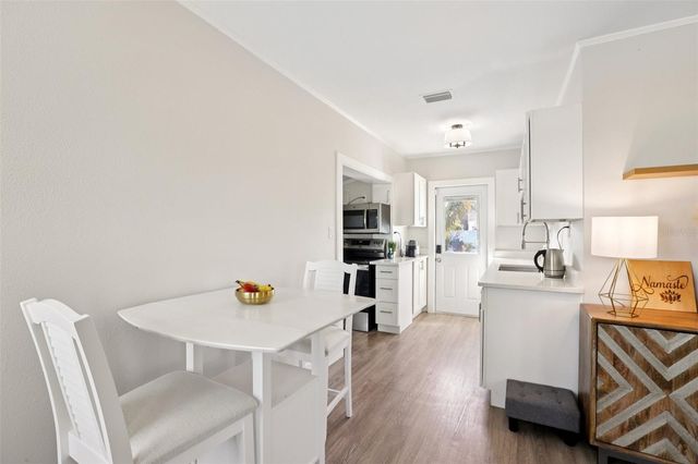 15424 2ND STREET E, Madeira Beach, FL 33708