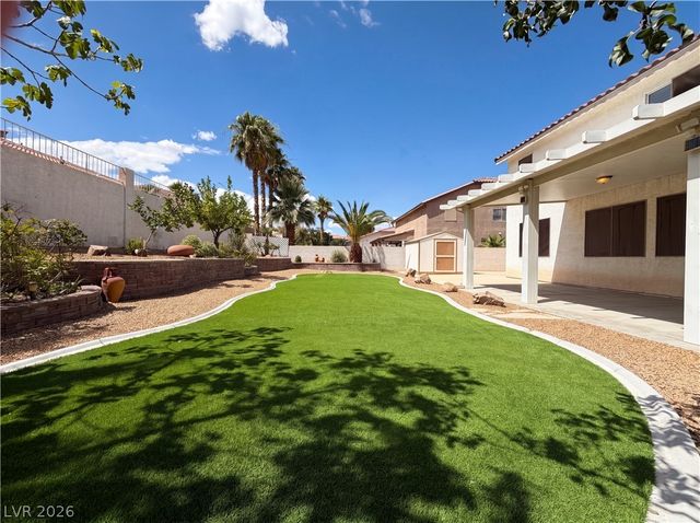 3049 Azure Bay, Las Vegas, NV 89117