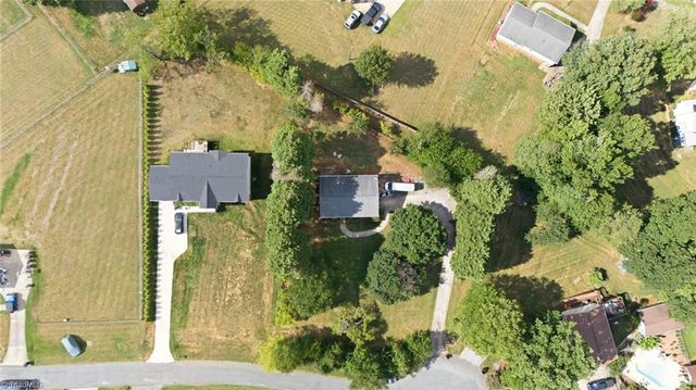 7119 Hunting Brook Court, Winston-salem, NC 27051