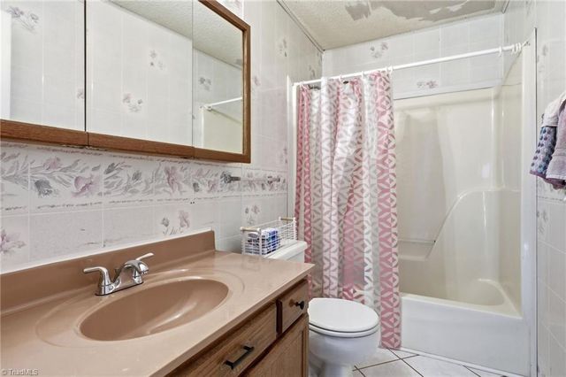 7119 Hunting Brook Court, Winston-salem, NC 27051