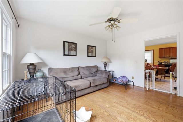 7119 Hunting Brook Court, Winston-salem, NC 27051