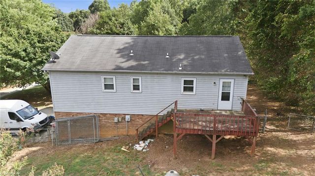 7119 Hunting Brook Court, Winston-salem, NC 27051