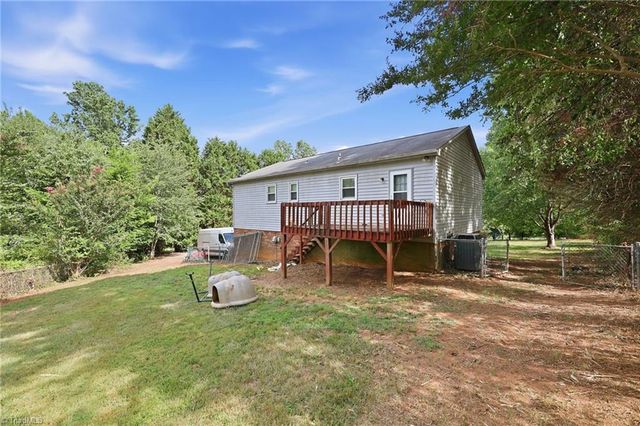 7119 Hunting Brook Court, Winston-salem, NC 27051