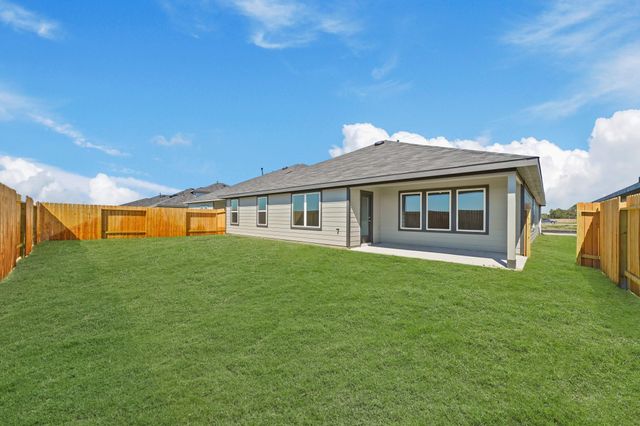 205 Homestead Court, Dayton, TX 77535