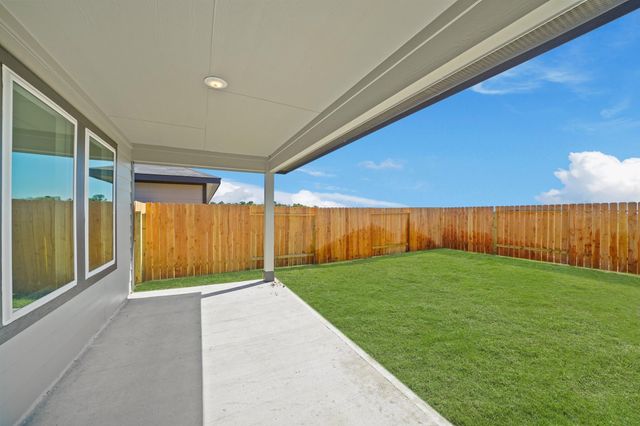 205 Homestead Court, Dayton, TX 77535