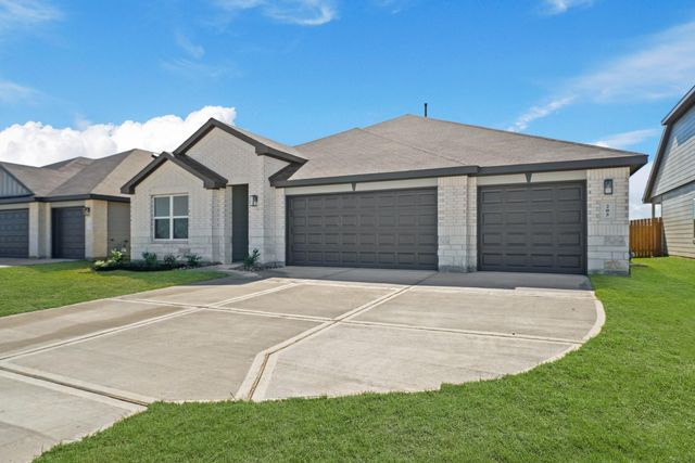 205 Homestead Court, Dayton, TX 77535