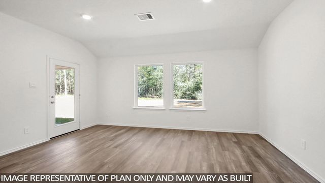 205 Homestead Court, Dayton, TX 77535