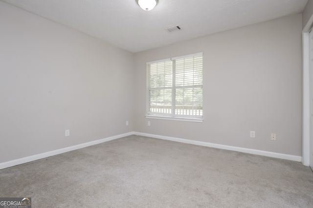 800 Pointe Trail, Locust Grove, GA 30248