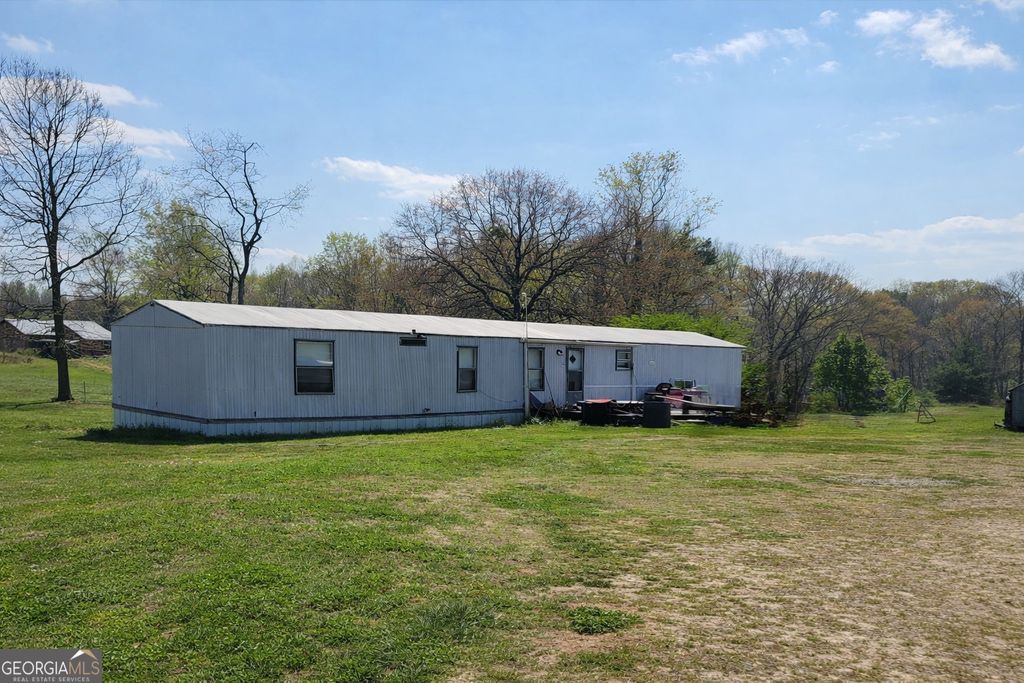 214 Homer Stephens Road, Cornelia, GA 30531