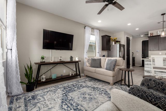 17454 W RED FOX Road, Surprise, AZ 85387