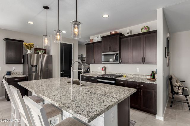 17454 W RED FOX Road, Surprise, AZ 85387