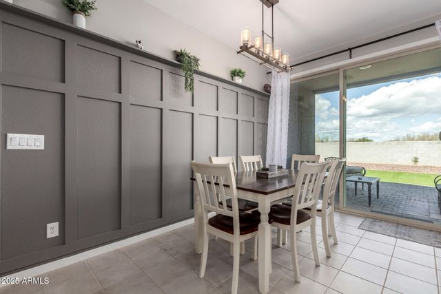 17454 W RED FOX Road, Surprise, AZ 85387