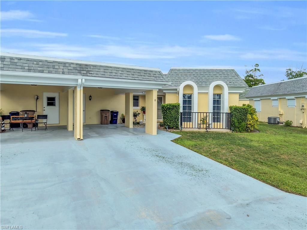 9 Regency CT, LEHIGH ACRES, FL 33936 — photo 4
