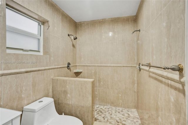 11201 NW 4th Court, Plantation, FL 33325