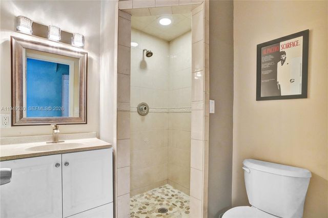 11201 NW 4th Court, Plantation, FL 33325