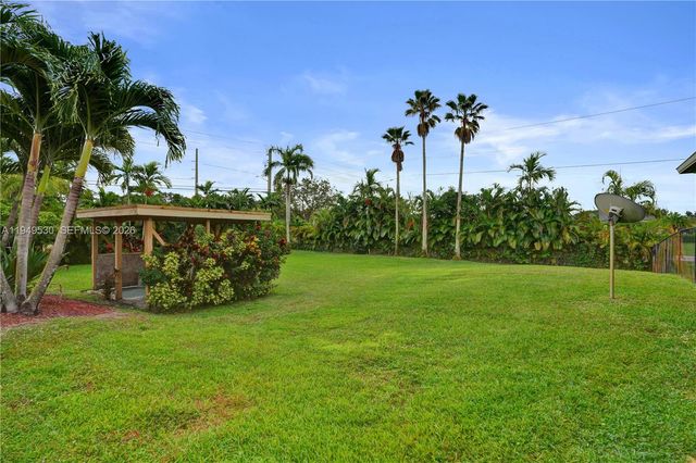 11201 NW 4th Court, Plantation, FL 33325