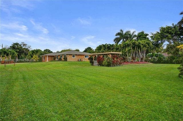 11201 NW 4th Court, Plantation, FL 33325