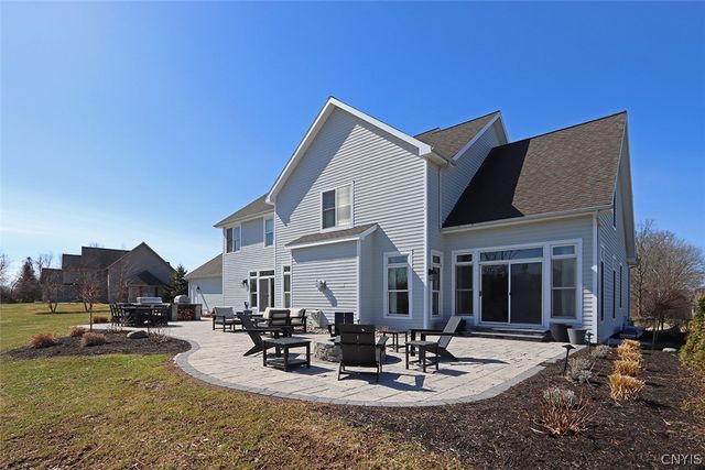 9103 Whistling Swan Lane, Manlius, NY 13104