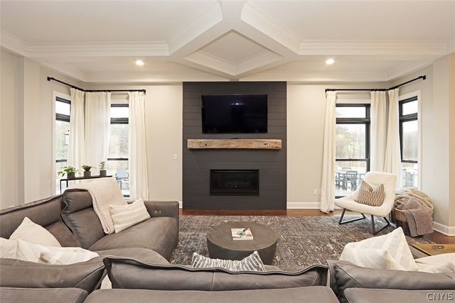 9103 Whistling Swan Lane, Manlius, NY 13104