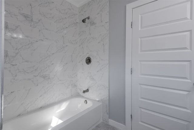 1507 N Preston Street, Ennis, TX 75119