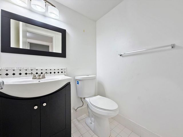 251 SW 134 WY 210M, Pembroke Pines, FL 33027