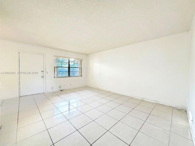 251 SW 134 WY 210M, Pembroke Pines, FL 33027