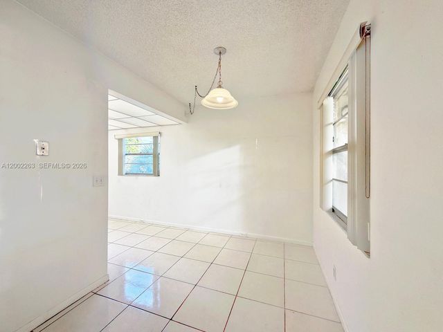 251 SW 134 WY 210M, Pembroke Pines, FL 33027