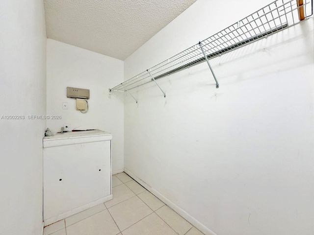 251 SW 134 WY 210M, Pembroke Pines, FL 33027