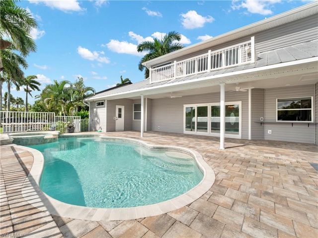 5539 Natoma DR, Fort Myers, FL 33919