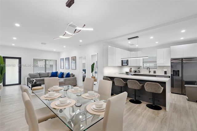 121 NW 53rd St, Miami, FL 33127