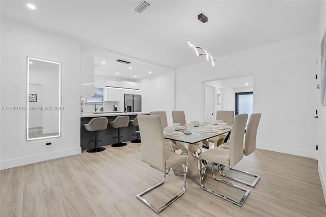 121 NW 53rd St, Miami, FL 33127