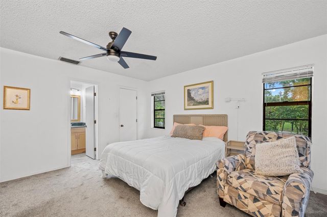 425 Shadow Wood Ln, Coral Springs, FL 33071